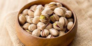 pistachios and blood pressure