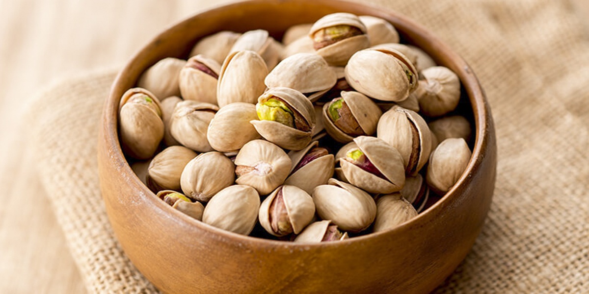 pistachios and blood pressure