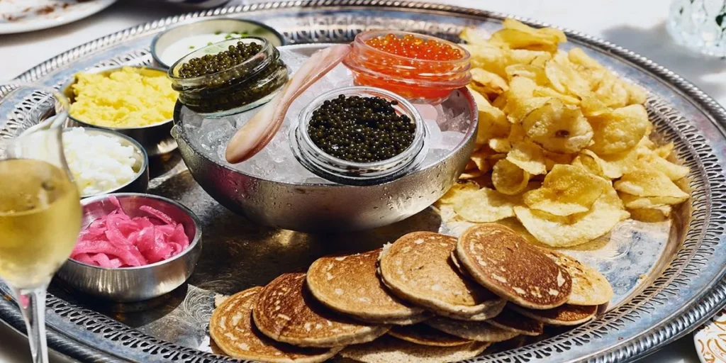caviar serving