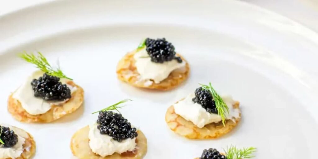 Difference caviar and roe
